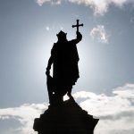 Estatua del Rey Pelayo en Gijón